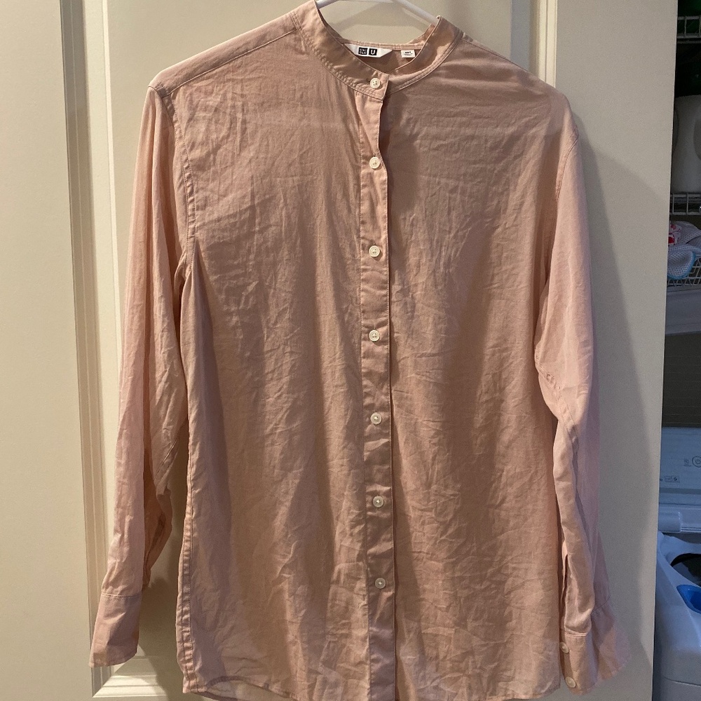 Uniqlo U shirt